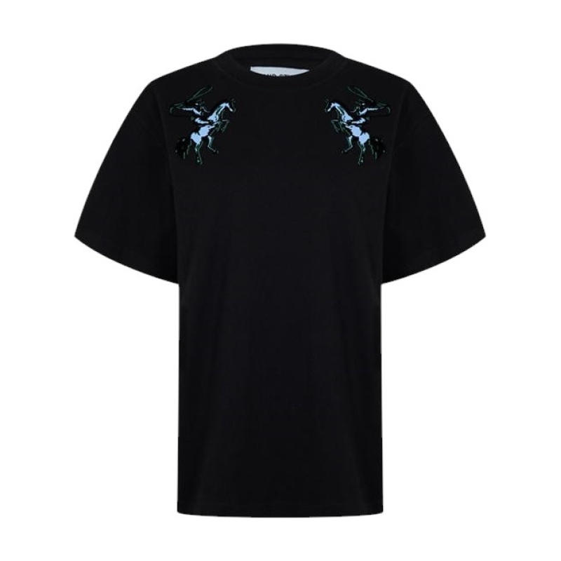 T-shirt Stand Studio shirley