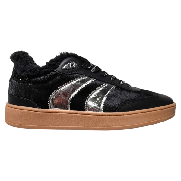 Sneakers Crime London wembley
